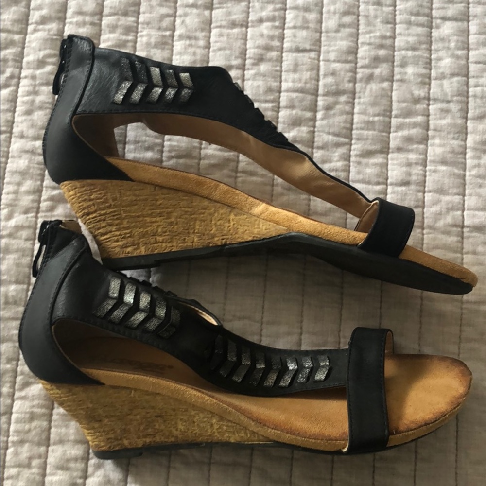 Wedges - Picture 2 of 4